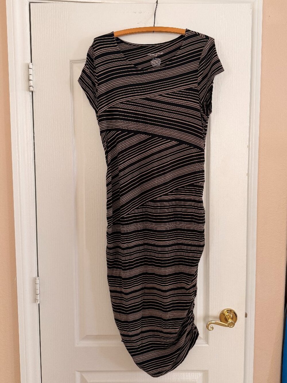Liz Lange Maternity Short Sleeve Maxi Dress - Size L